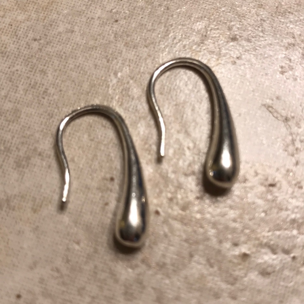 Silver teardrop earrings